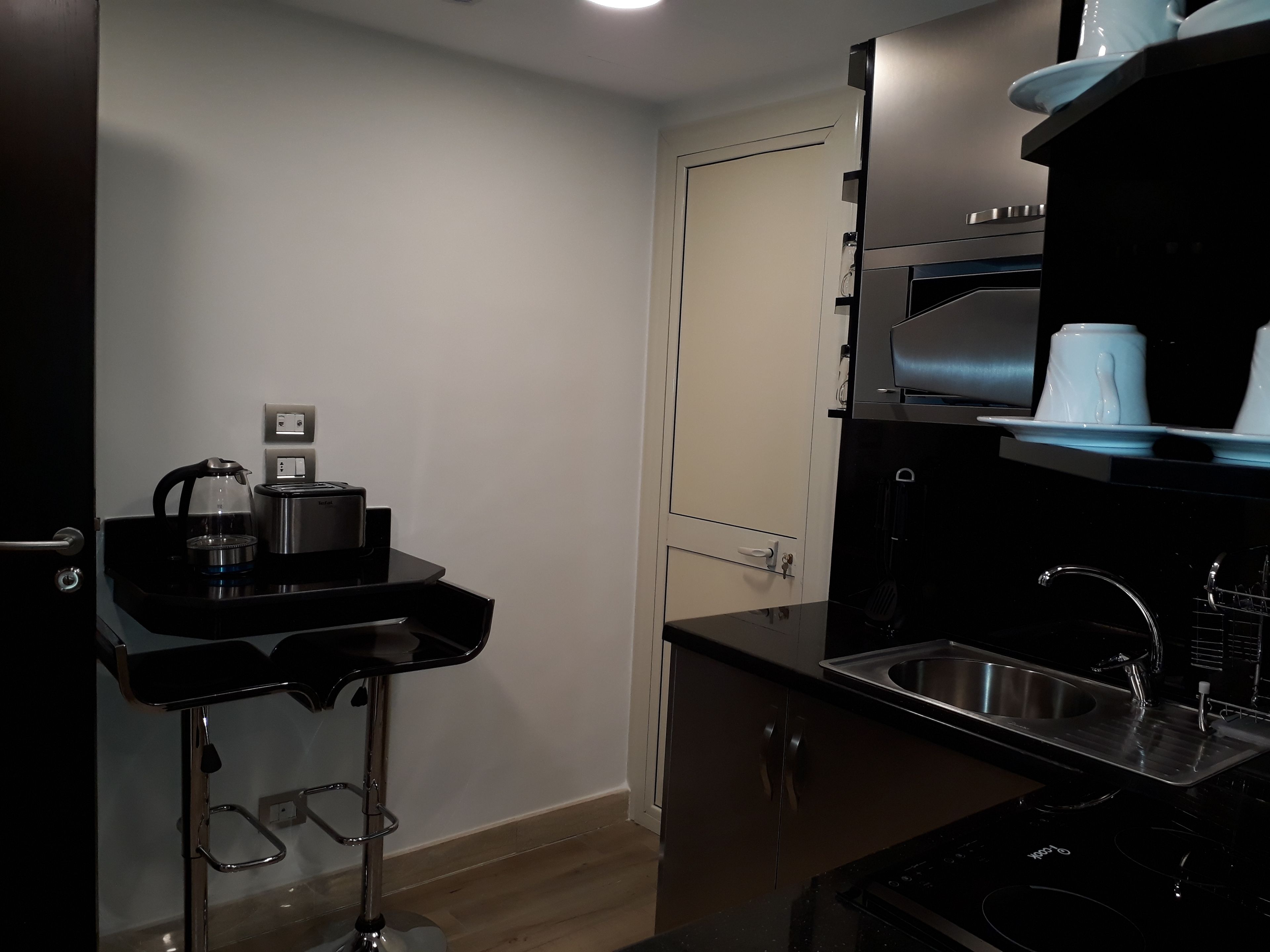 presidential suite | breakfast area | daily continental breakfast (usd 5 per person)