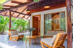 Bungalow | In-room safe, free WiFi, bed sheets - Banana Beach Hotel (Cóbano)