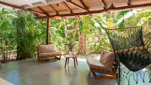 Unclassified image, 3 of 77, button - Banana Beach Hotel (Cóbano)