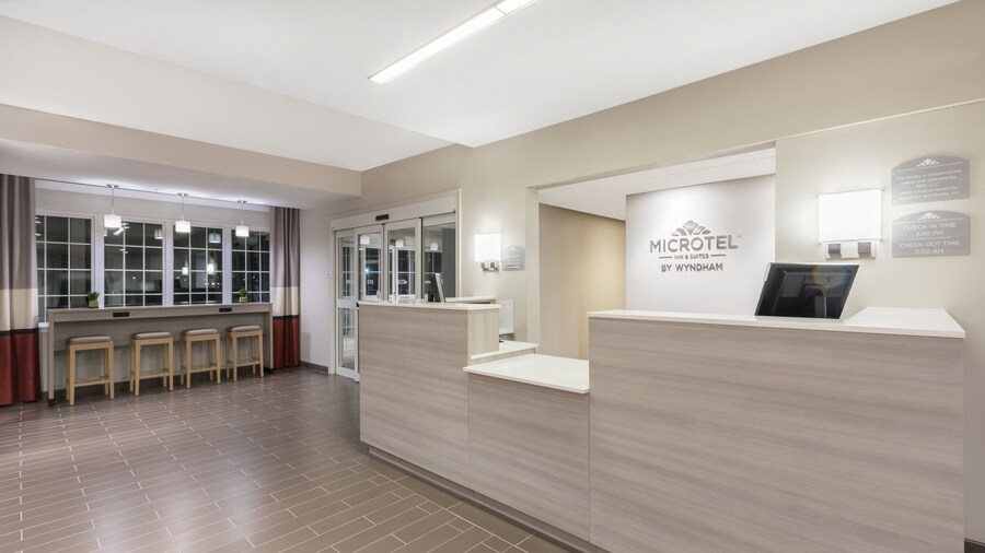 Microtel Inn & Suites By Wyndham Perry