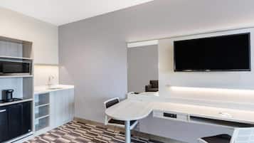 Schreibtisch, laptopgeeigneter Arbeitsplatz, VerdunkelungsvorhÀnge