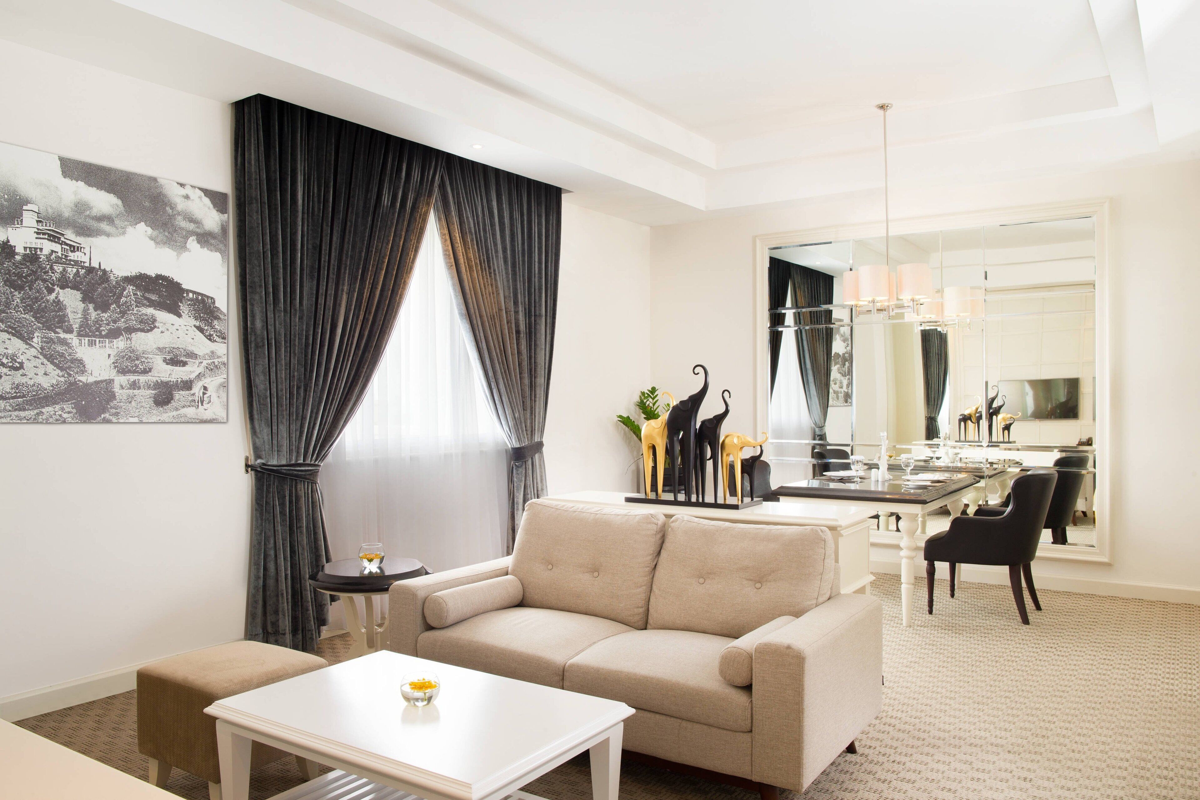 55-inch lcd tv with satellite channels, tv