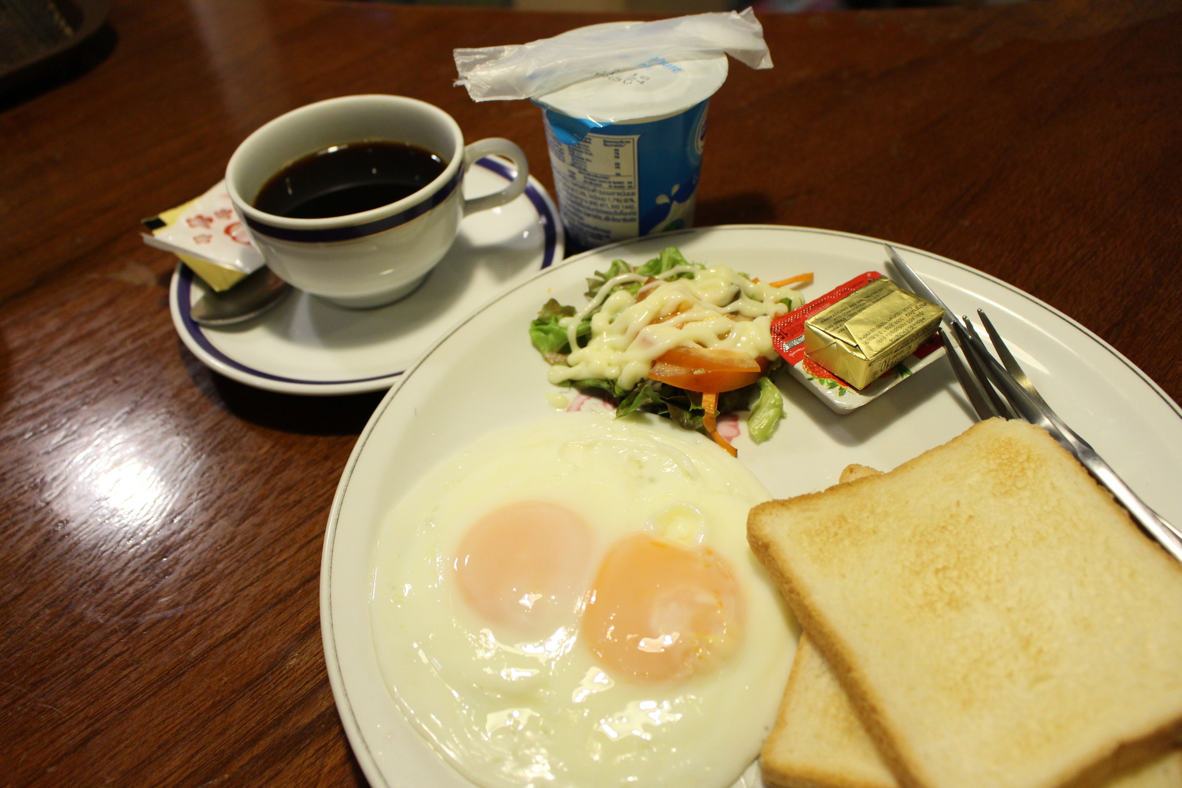 daily english breakfast (thb 120 per person)