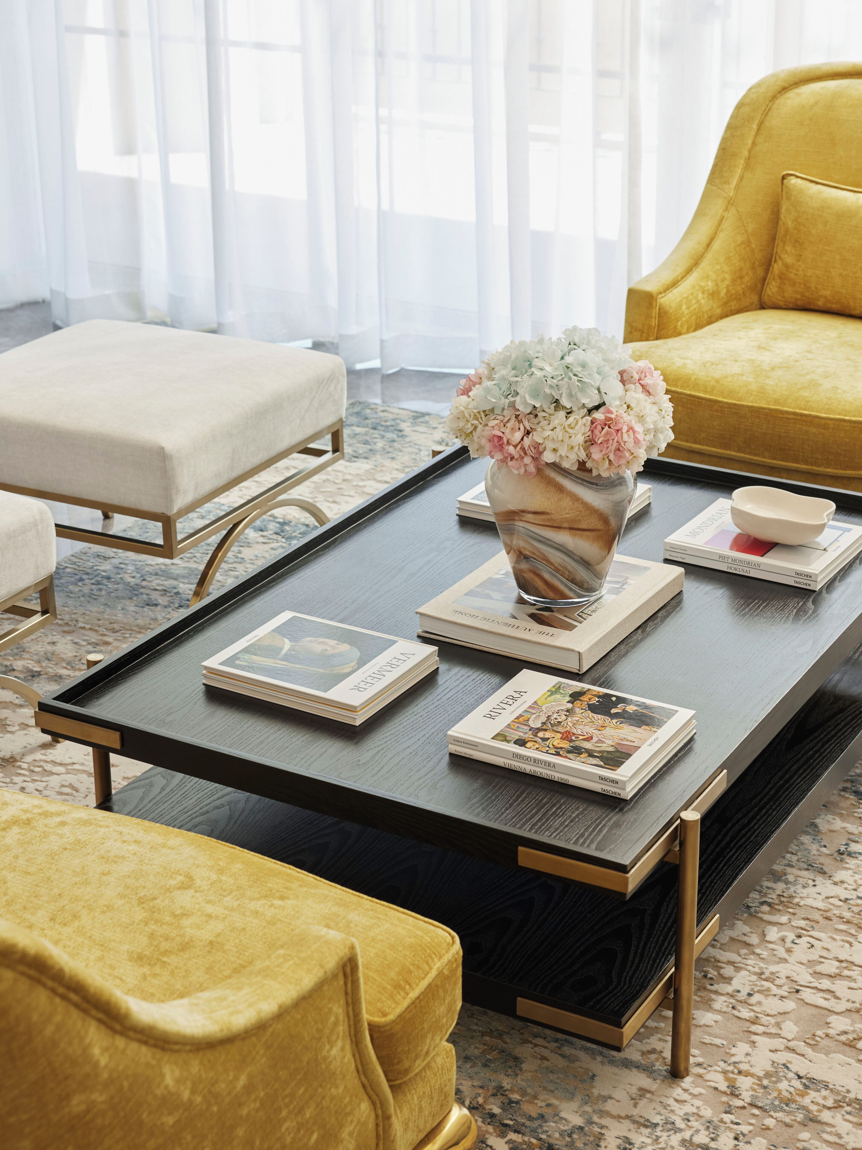 royal penthouse | living area | flat-screen tv