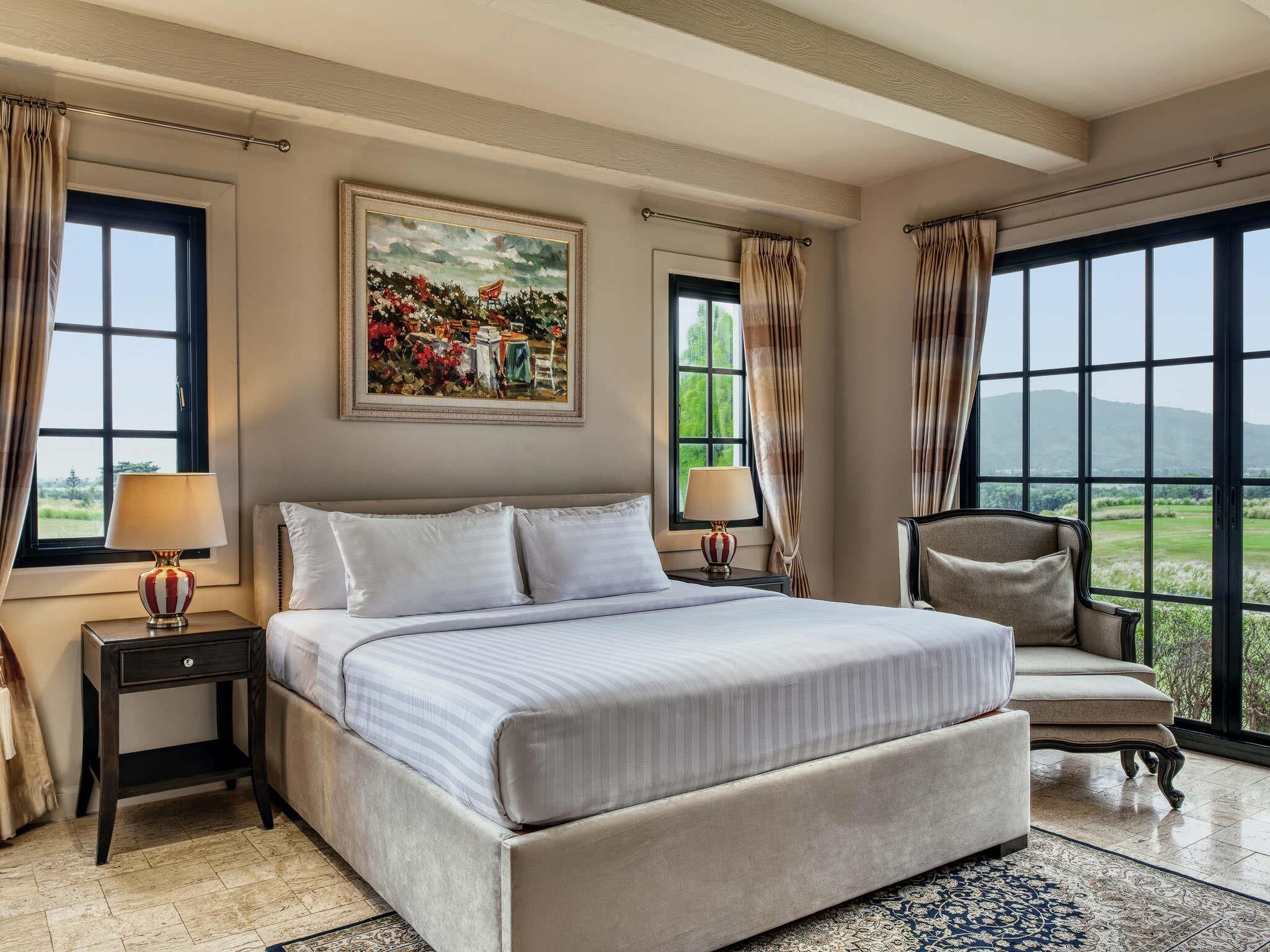 Villa, 3 Bedrooms | Minibar, in-room safe, desk, iron/ironing board