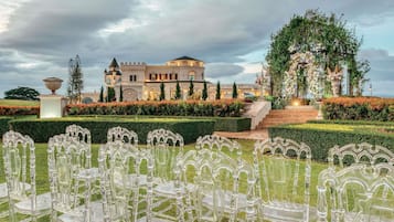 Indoor wedding