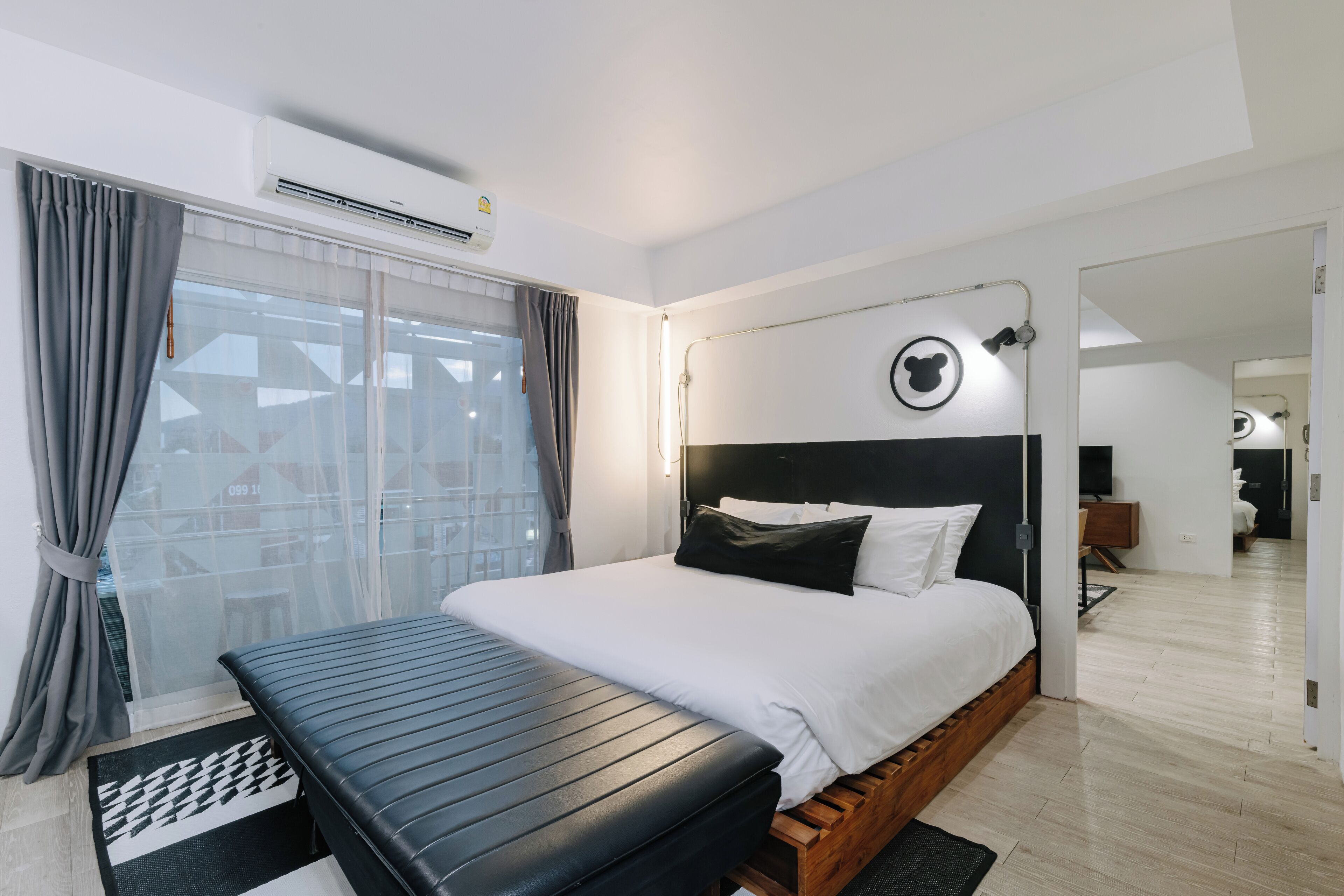 family suite, 2 bedrooms | premium bedding, free minibar, in-room safe, desk