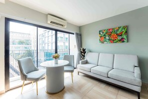 Televisión LED de 40 pulgadas con canales por cable y televisión 