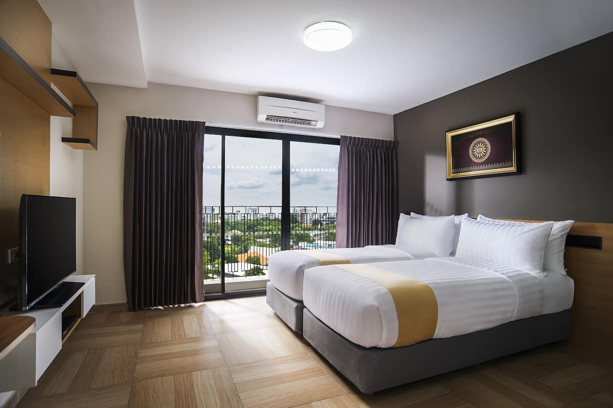 In-room safe, blackout curtains, iron/ironing board