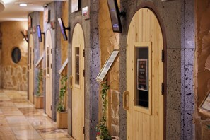 방음 설비, 무료 WiFi, 침대 시트