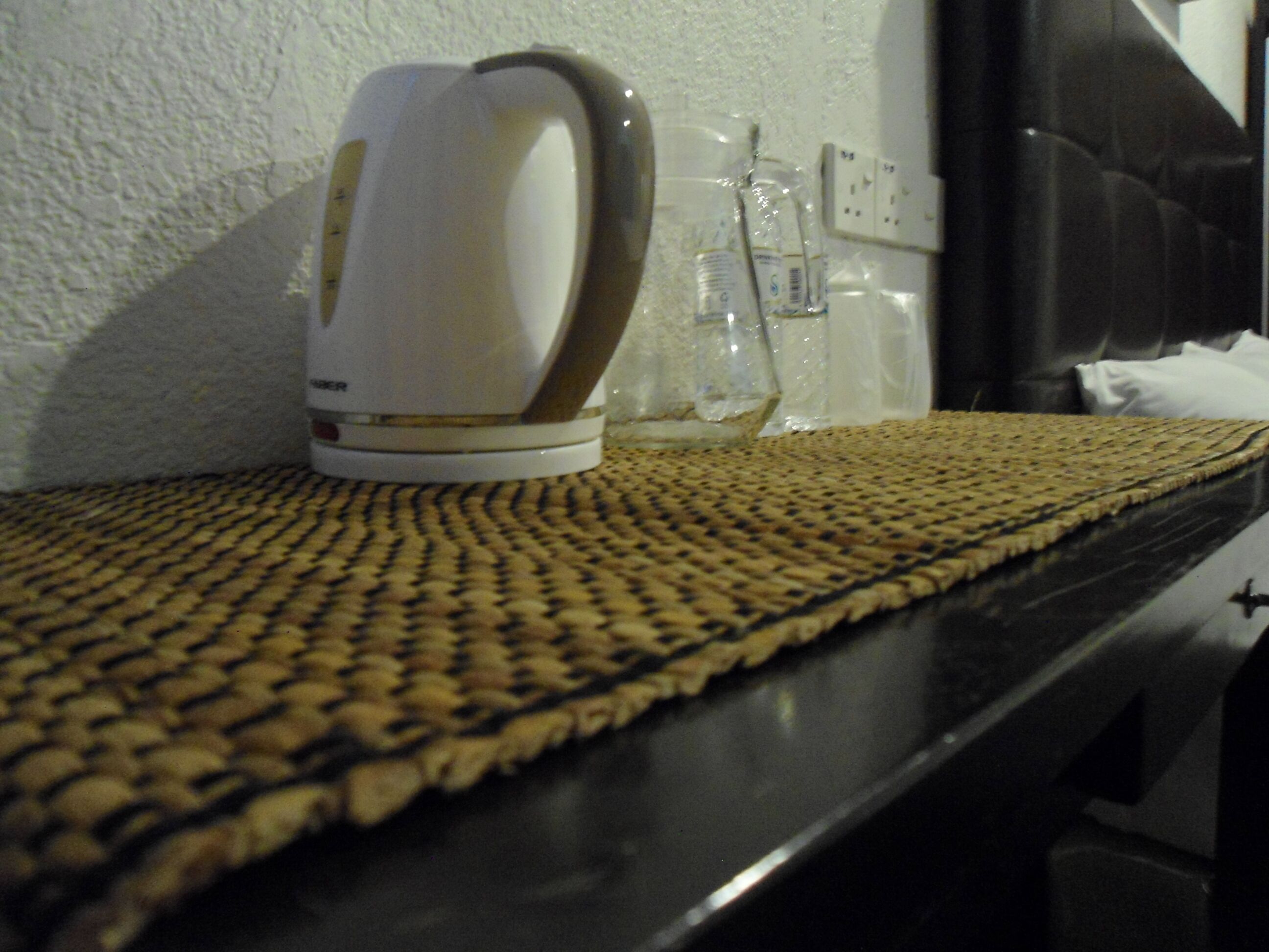 standard queen room | room amenity