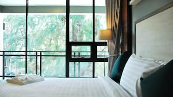 Desk, rollaway beds, free WiFi, bed sheets