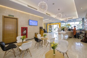 Sala de estar en el lobby