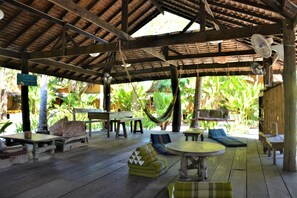 Breakfast, lunch and dinner served - Forra Diving Resort - Sunrise Beach - Koh Lipe (Koh Lipe)