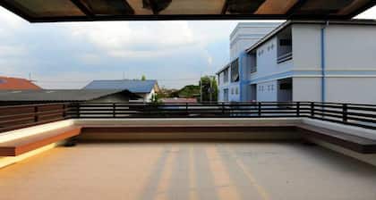 Sawairiang Place