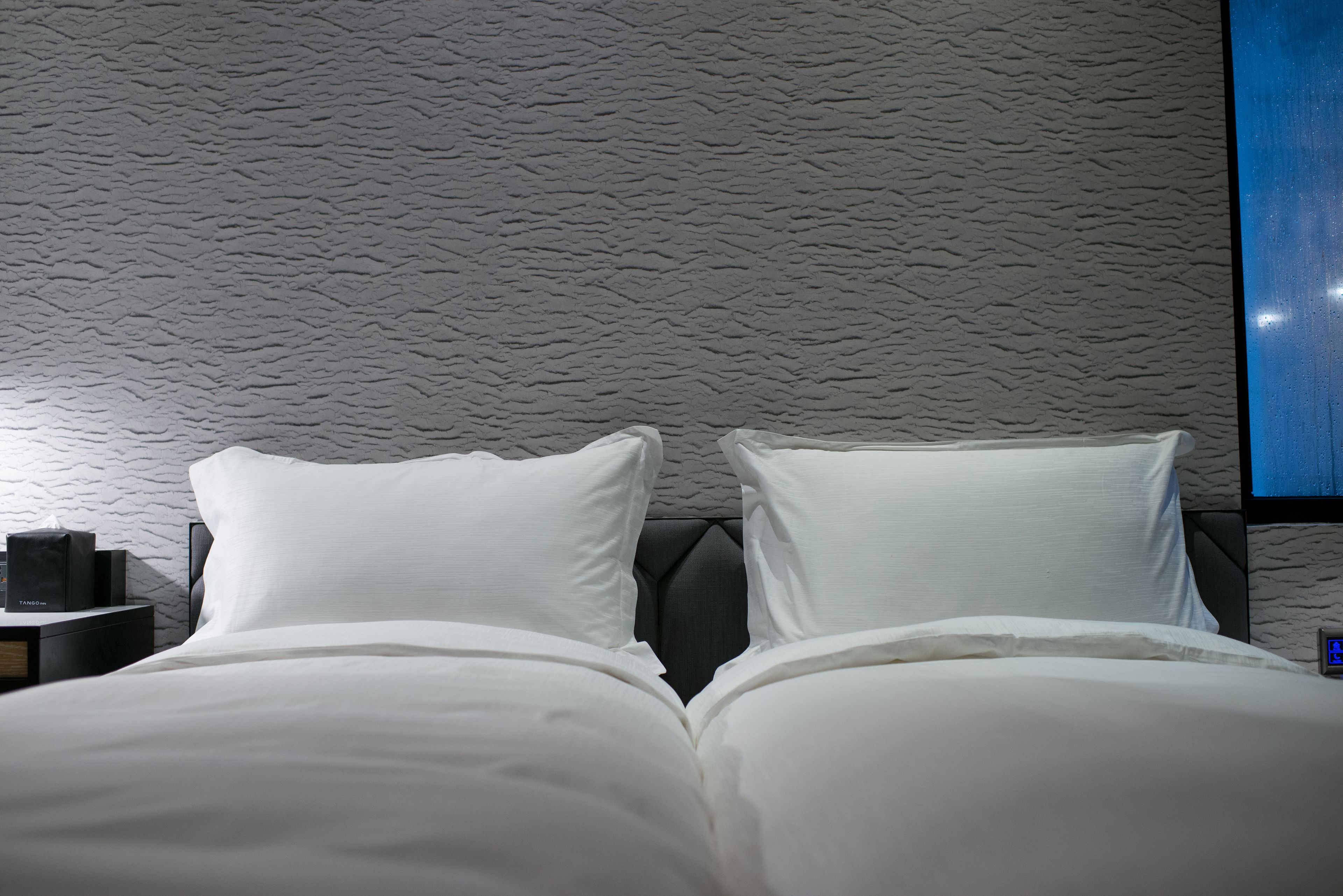 classic twin room, 2 single beds, ground floor | 1 bedroom, premium bedding, in-room safe, desk