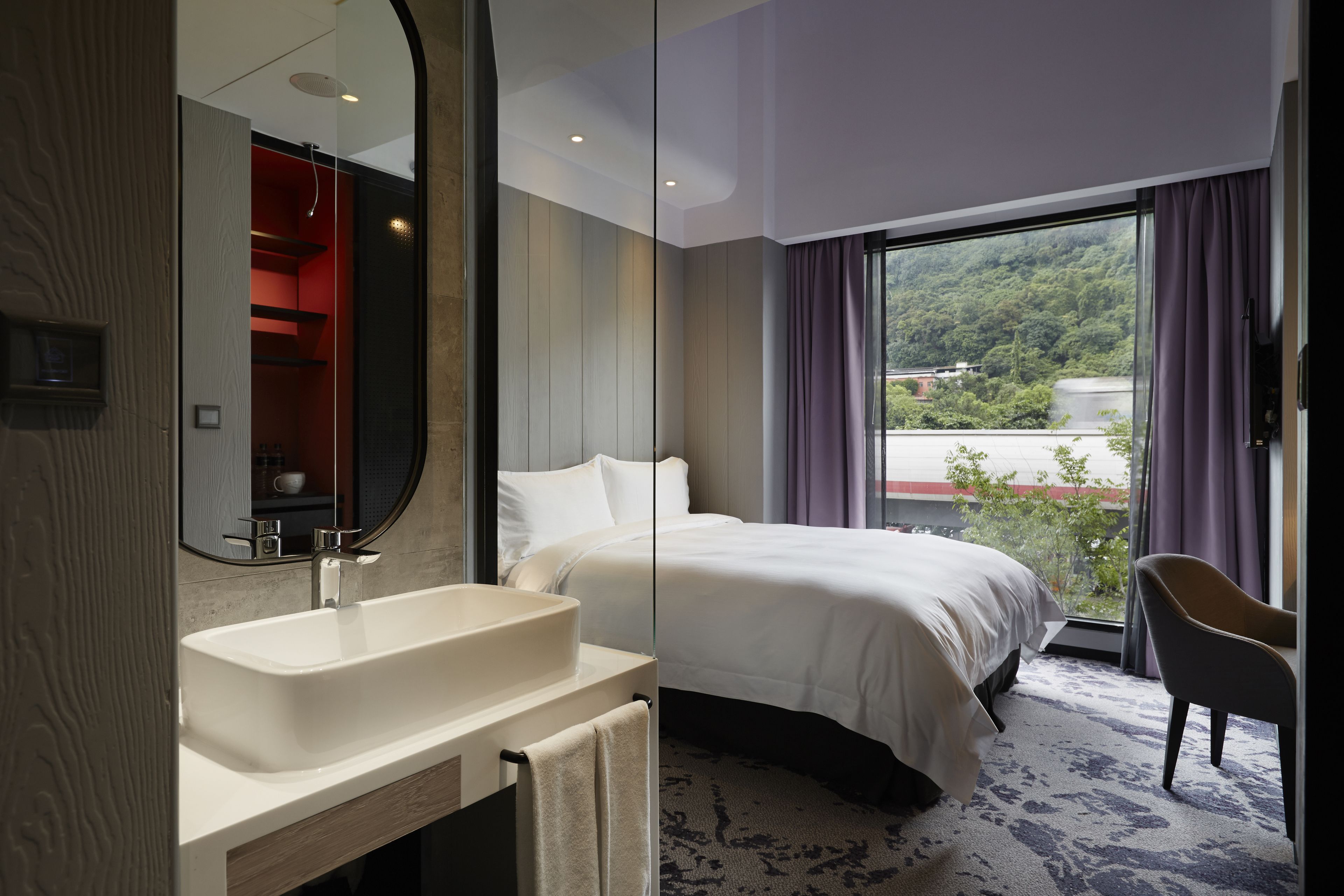 standard double room, 1 double bed (charm room) | 1 bedroom, premium bedding, in-room safe, desk