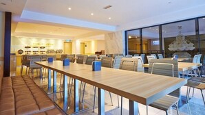 Dagelijks ontbijtbuffet (toeslag)