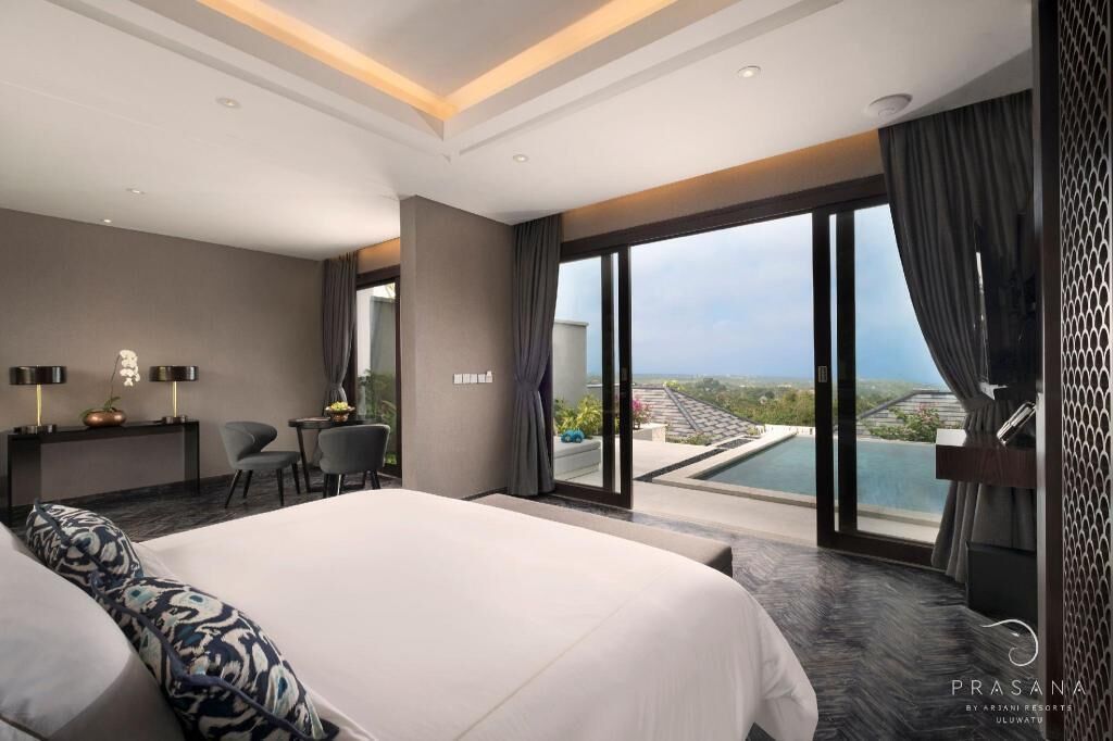 Premium bedding, minibar, in-room safe, individually decorated