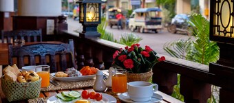 Pakse Hotel & Restaurant