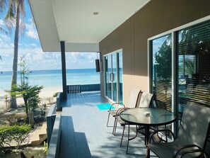 Beach House Sea View Pavilion | Terrace/patio - Bella Vista Beach Resort Koh Lipe (Koh Lipe)