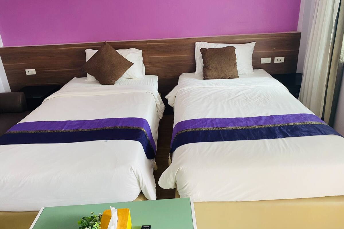 Deluxe Twin Room