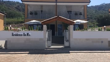 Fachada del alojamiento