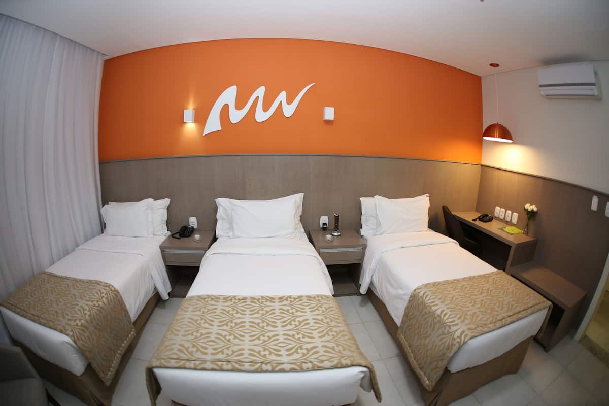 deluxe triple room | 1 bedroom, minibar, in-room safe, desk