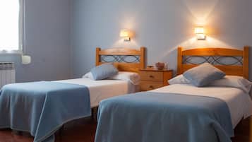 Standaard Twin kamer | Verduisterende gordijnen, gratis wifi, beddengoed