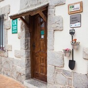 Casa Rural de Pobes Lagun Etxea