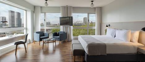 Premium bedding, down duvets, pillow-top beds, in-room safe