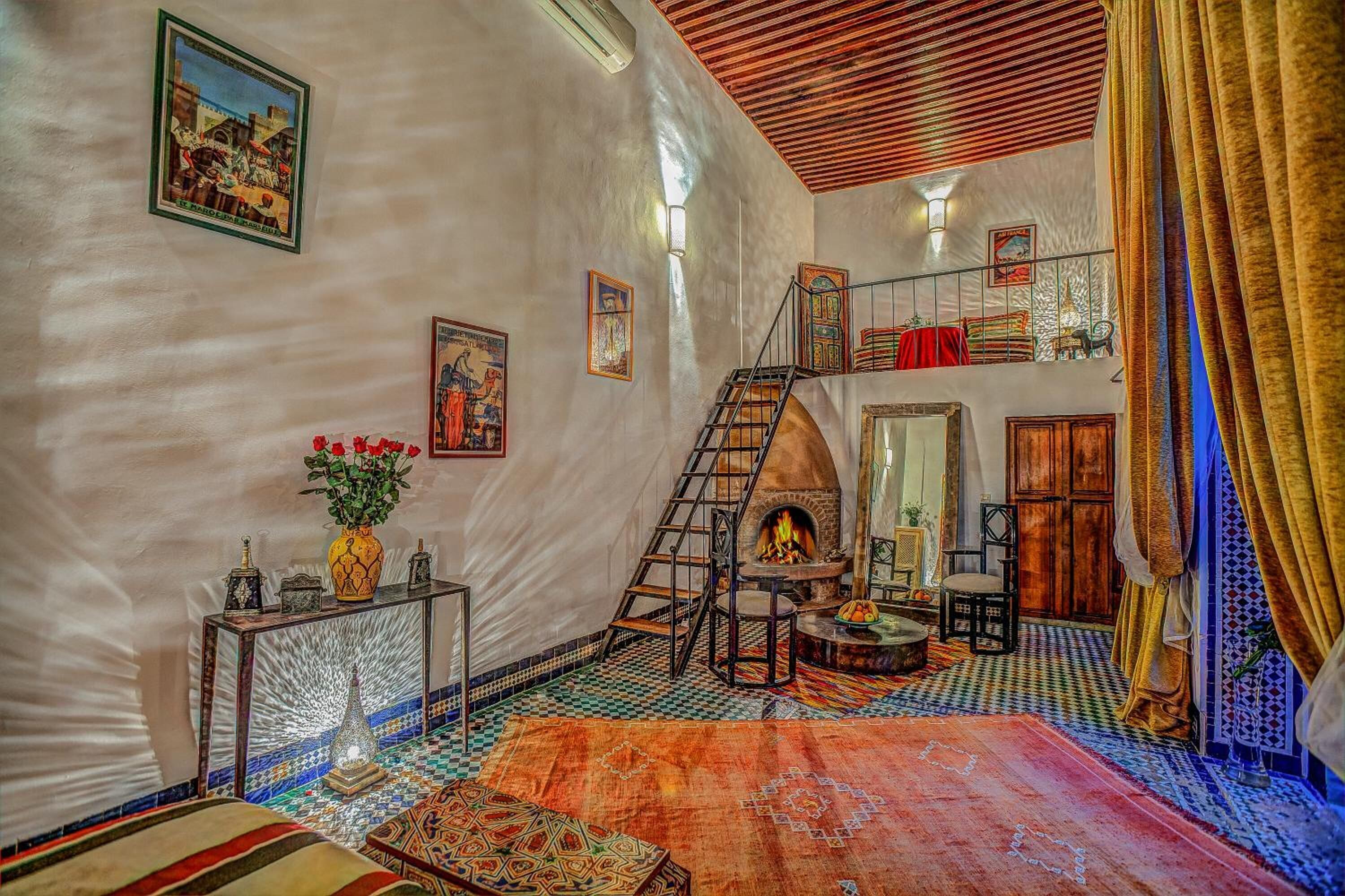 Foto - Riad Almaz