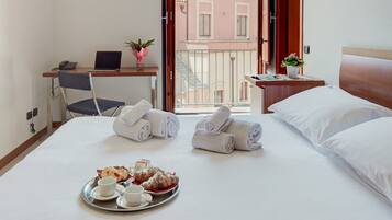 Desk, free WiFi, bed sheets