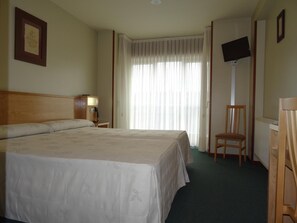 Ropa de cama de alta calidad, edredones de plumas, escritorio