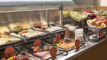 Daily buffet breakfast (EUR 24.95 per person)