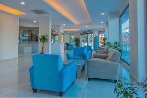 Sala de estar en el lobby