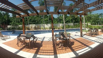 Piscina externa