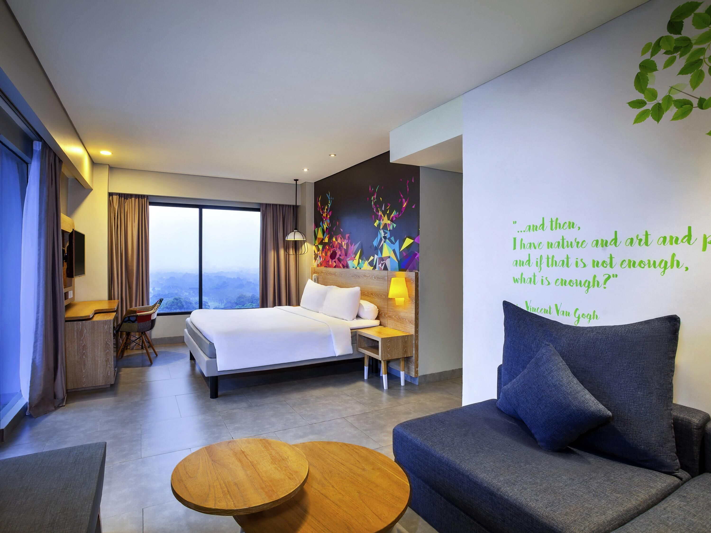 Executive Room | In-room safe, desk, soundproofing, iron/ironing board