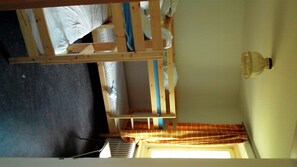 Peralatan tempat tidur premium, katil bayi/kot (surcaj), Wi-fi percuma 