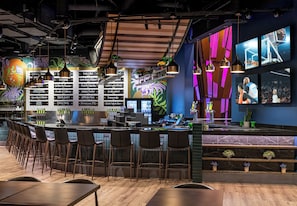 10 restaurants; breakfast, lunch, dinner, and brunch served - Harrah's Cherokee – A Caesars Rewards Destination (Cherokee)