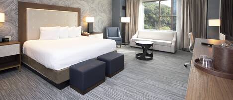 Premium bedding, in-room safe, desk, laptop workspace