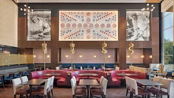 10 restaurants, serveren ontbijt, lunch, diner, Italiaanse gerechten