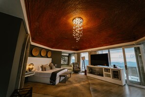 Panoramic Presidencial Suite with Jacuzzi - Vista | 埃及棉床单、高档床上用品、羽绒被、Select Comfort 床