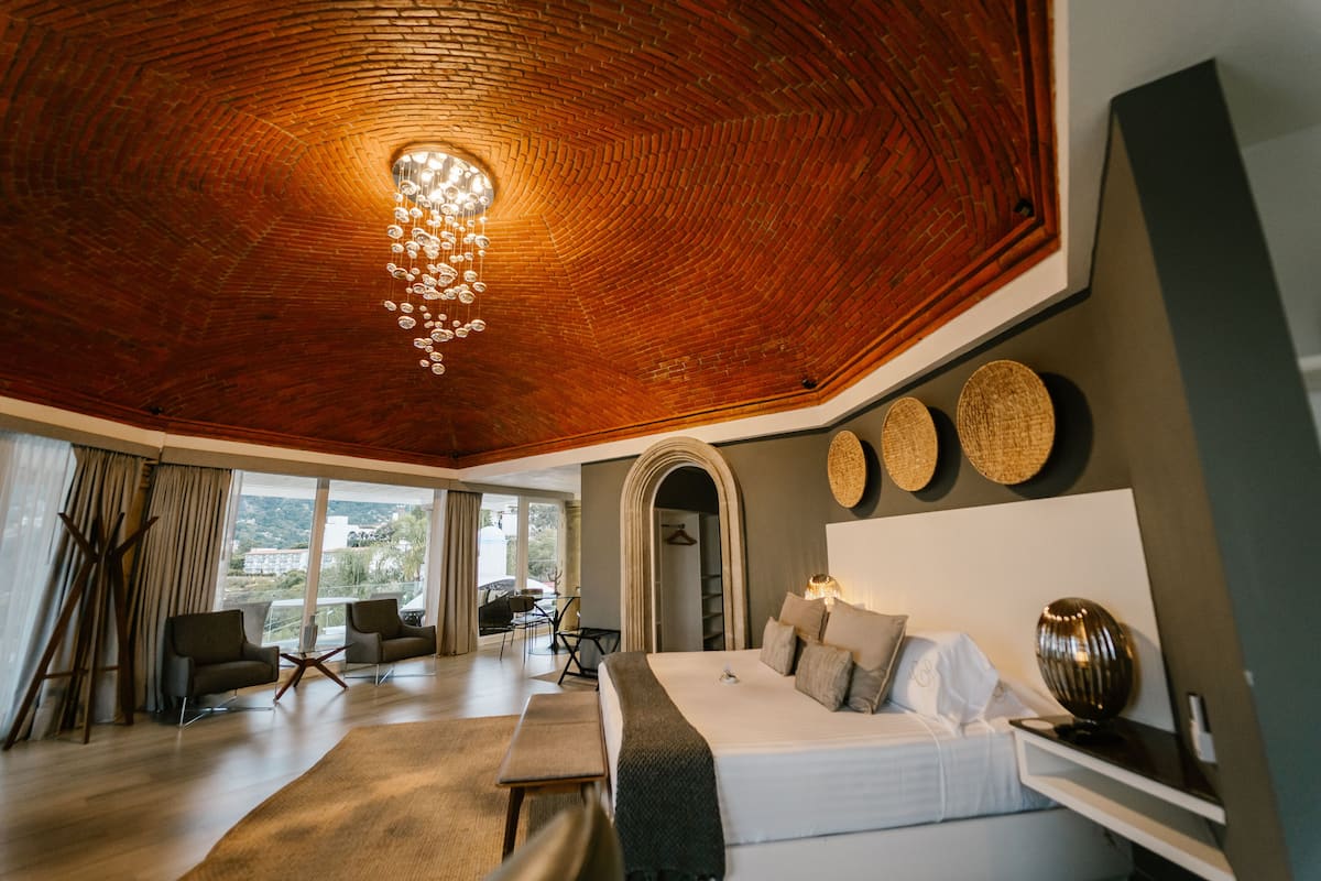Panoramic Presidencial Suite with Jacuzzi - Vista | 1 bedroom, Egyptian cotton sheets, premium bedding, down comforters
