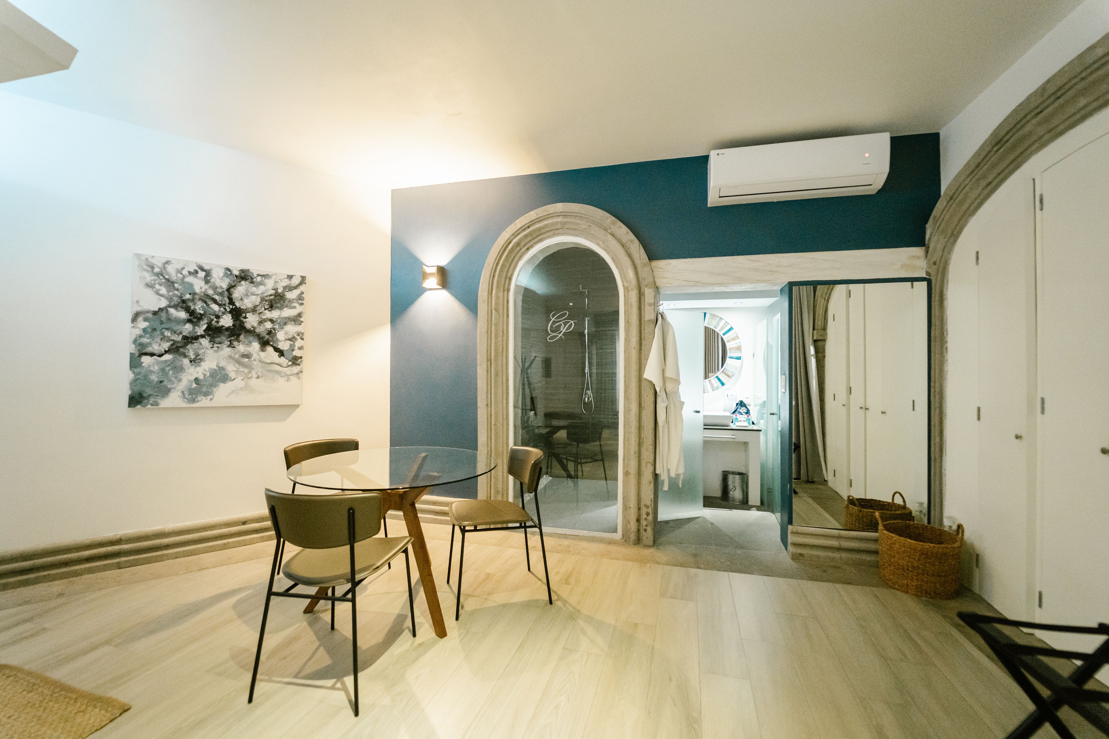 deluxe room - plata 999 | living area | 70-inch smart tv with satellite channels, tv, ipad