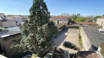 Self parking (EUR 7 per night)