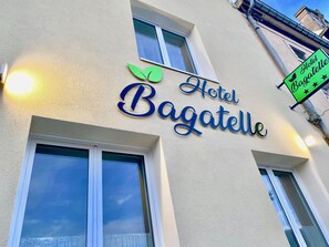 Property entrance - Hotel Restaurant Bagatelle (Pont-a-Mousson)