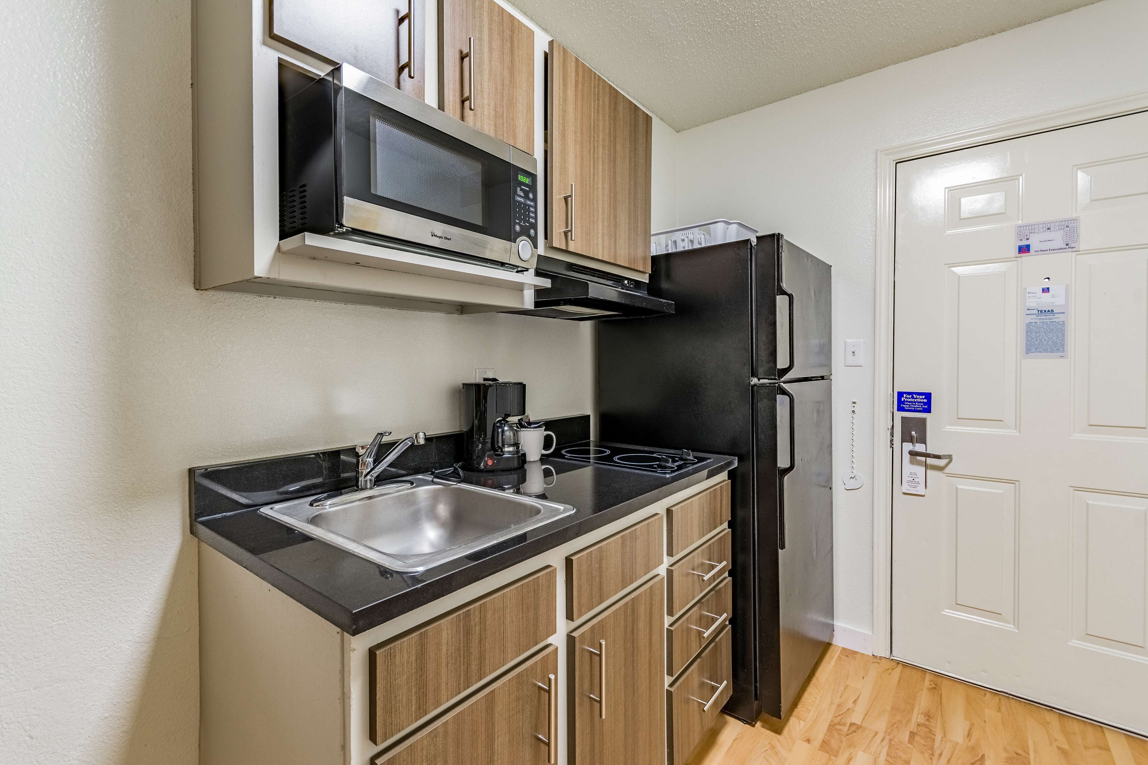 Full-size fridge, microwave, coffee/tea maker