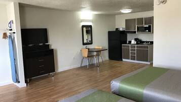 Bureau, Wi-Fi gratuit, draps fournis