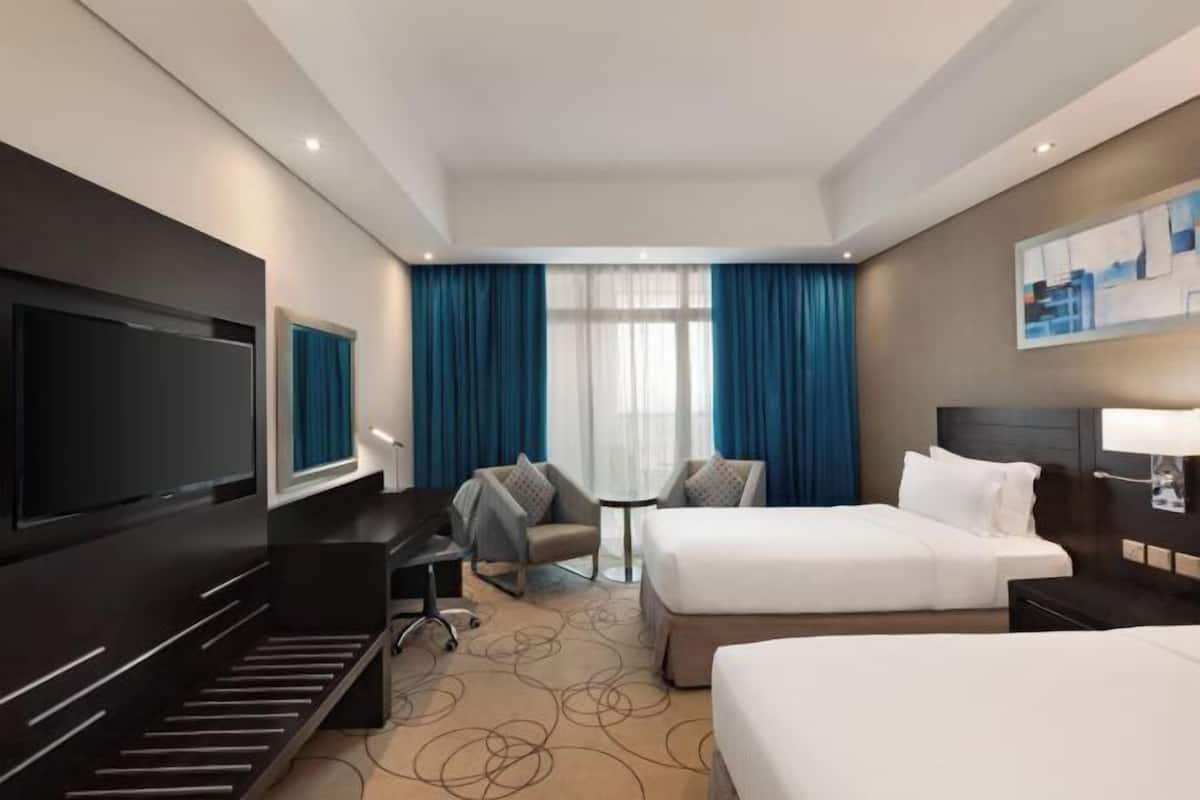 Minibar, in-room safe, desk, soundproofing